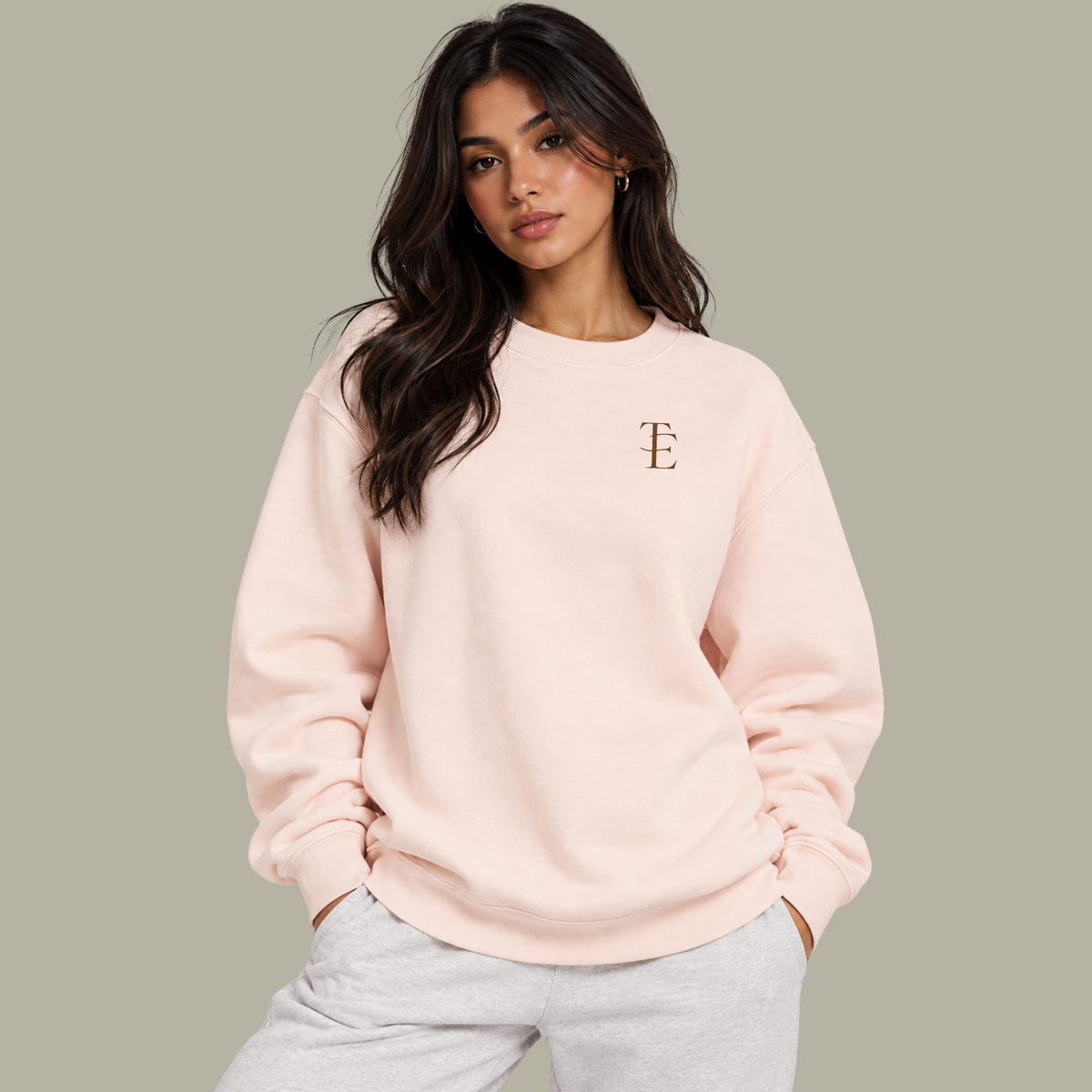 SHE STRENGTH CREWNECK